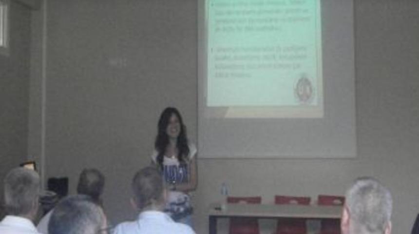 &Uuml;lkem Koleji'nde Okul Servis Şof&ouml;rlerine Eğitim Semineri