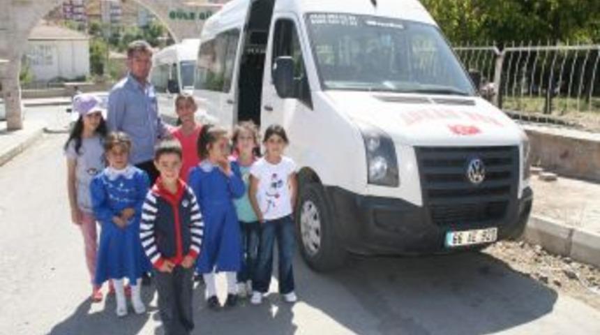 Okulların A&ccedil;ılması &Ouml;ğrenci Servislerini Sevindirdi