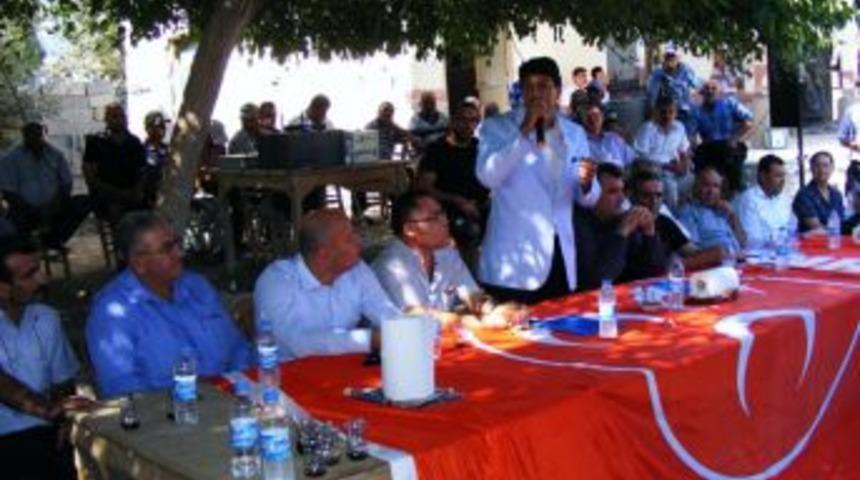 750 kişi MHP'ye  katıldı