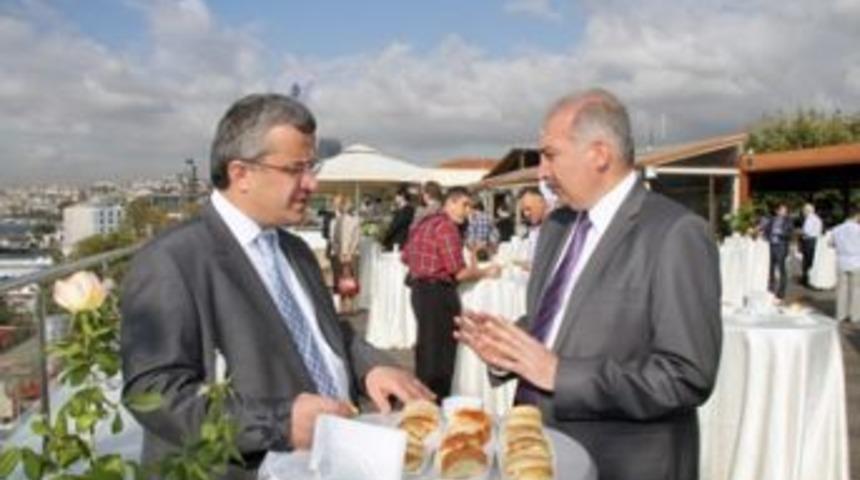 Başakşehir&rsquo;den M&uuml;thiş Teknoloji Hamlesi&hellip;