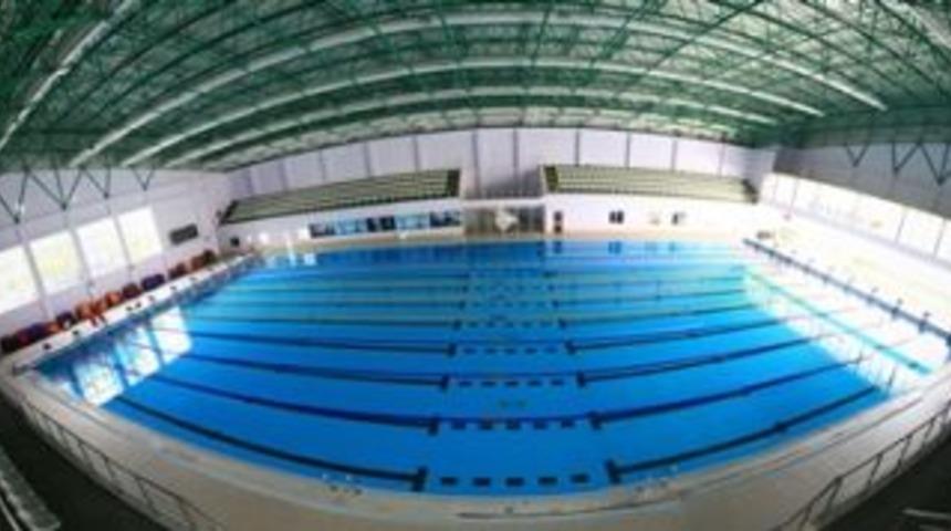 G&uuml;ng&ouml;ren olimpik y&uuml;zme havuzu a&ccedil;ıldı