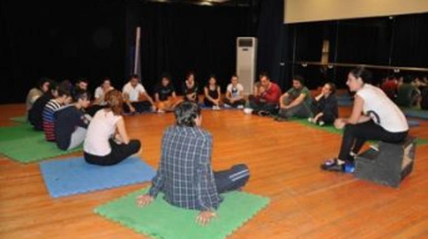 Tiyatro okulu başvuruları başlıyor