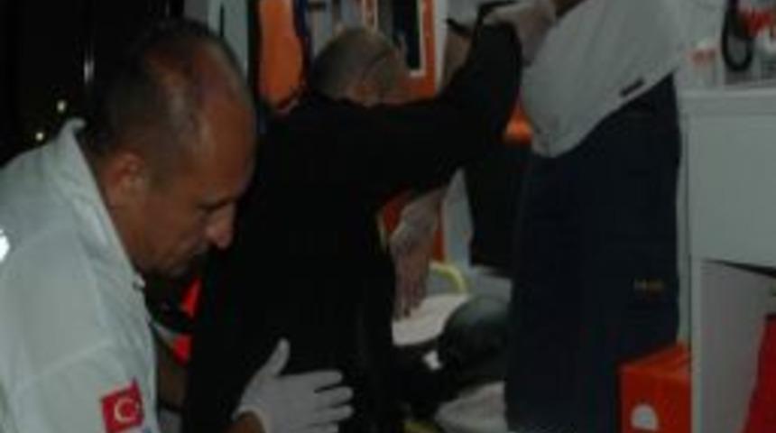 Otomobille Motosiklet &Ccedil;arpıştı: 1 Yaralı