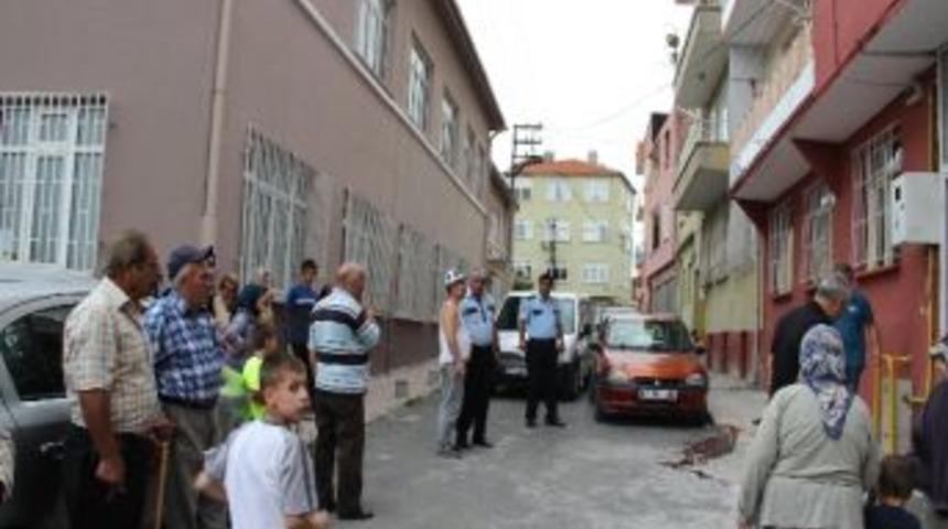 Evine Balkondan Girerken D&uuml;şerek Hayatını Kaybetti