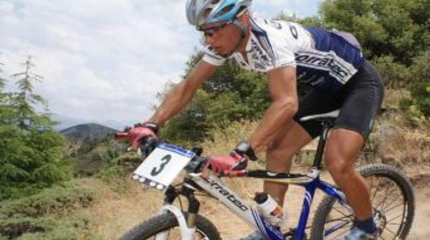 Milli Bisiklet&ccedil;i Motosiklet Kazasında &Ouml;ld&uuml;