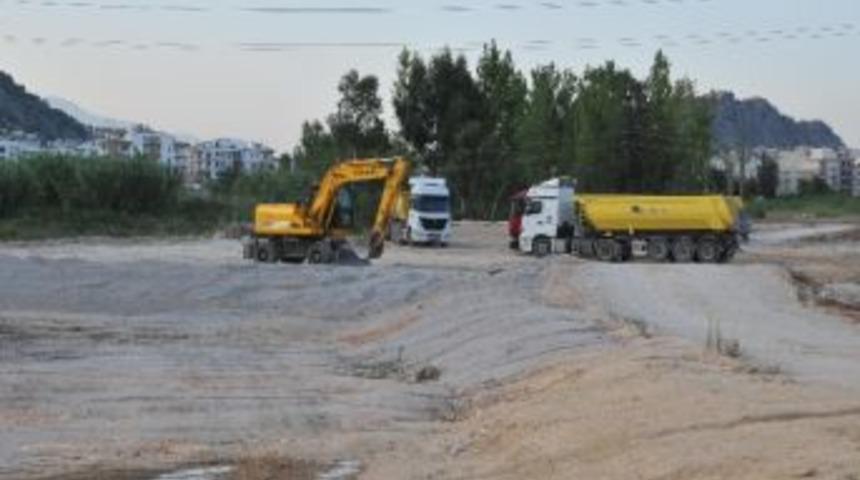 Vali Altıparmak Batı &Ccedil;evre Yolunda İncelemelerde Bulundu