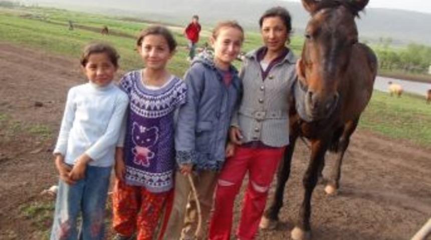 Okulların A&ccedil;ılmasına En &Ccedil;ok Onlar Seviniyor