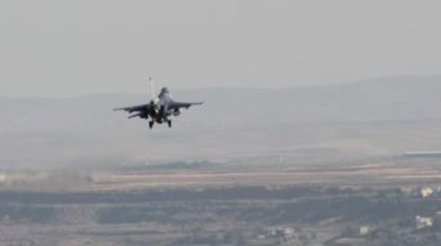 Takviye Gelen U&ccedil;aklar Keşif U&ccedil;uşu Yaptı