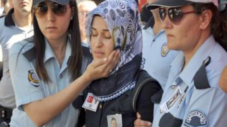 Şehit Polis Memuru Mahmut Kayan, Son Yolculuğuna Uğurlandı