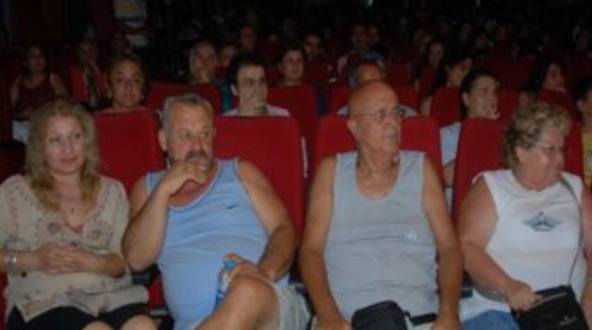 Yediveren Halk Konseri B&uuml;y&uuml;k İlgi G&ouml;rd&uuml;