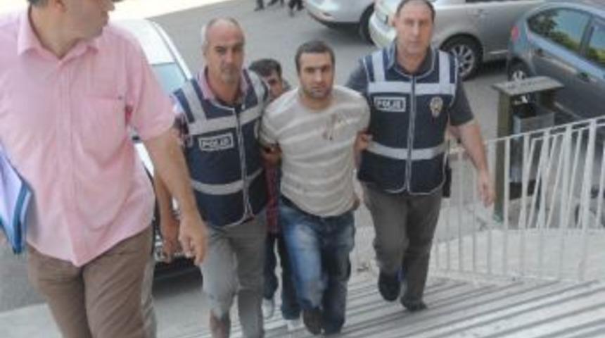 Interpol'&uuml;n Aradığı Cinayet Zanlısı Mersin'de Yakalandı