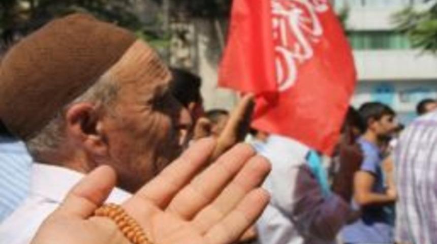 Adana'da Beddualı Protesto