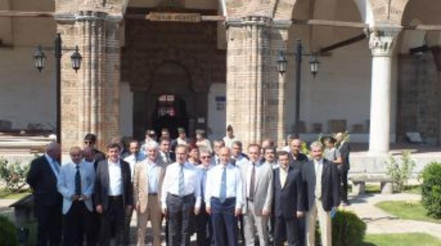 Bakan G&uuml;nay İznik&rsquo;te İnceleme Yaptı