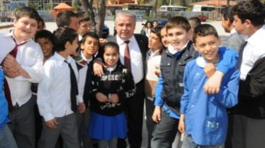 Konyaaltı Belediyesi&rsquo;nden Okullara Destek