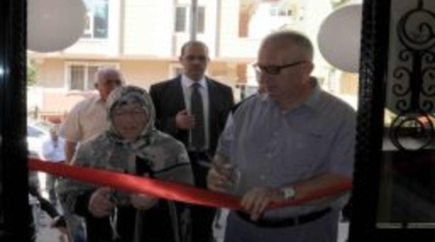 KASİF Başkanı, Hayattaki Annesinin Adına &Ouml;ğrenci Yurdu Yaptırdı