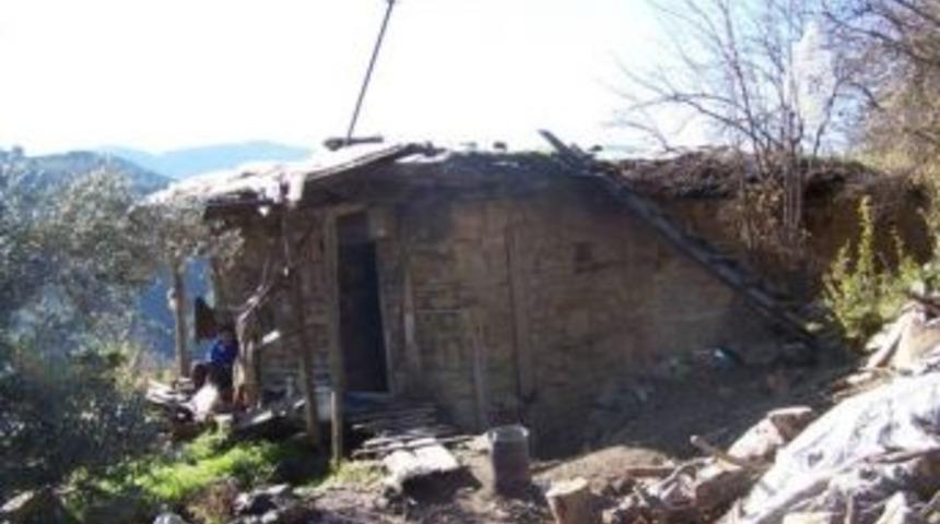 Dicle Kaymakamlığı'ndan Evlerin Onarımı İ&ccedil;in Yardım