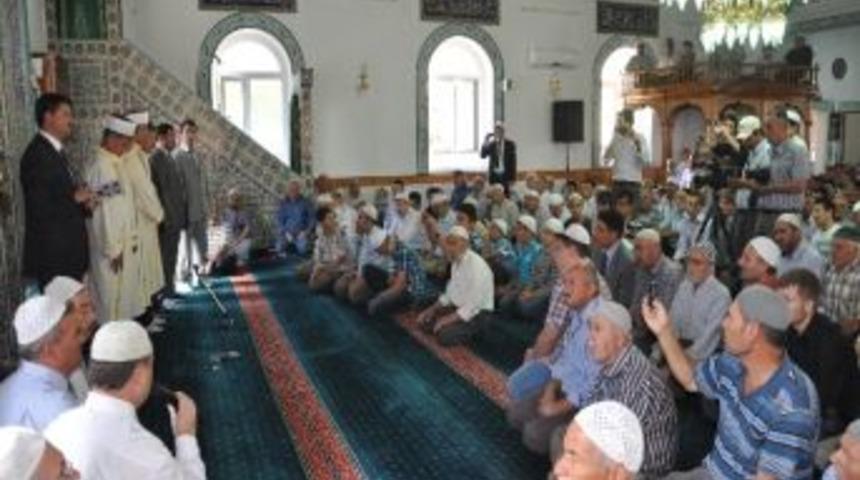 Soma&rsquo;da 20 Hafız İ&ccedil;in Merasim D&uuml;zenlendi