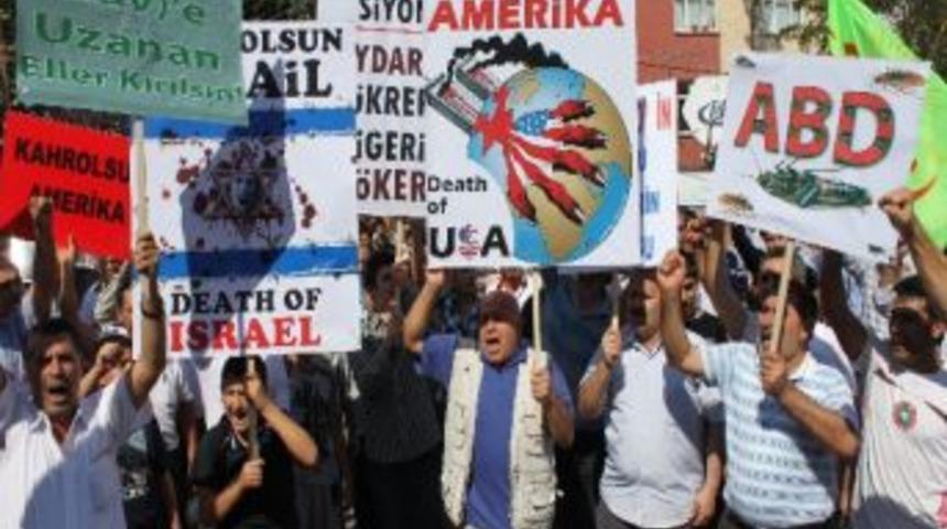 Caferilerden Hz Muhammed&rsquo;e (s.a.v) Hakaret İ&ccedil;eren Filme Protesto