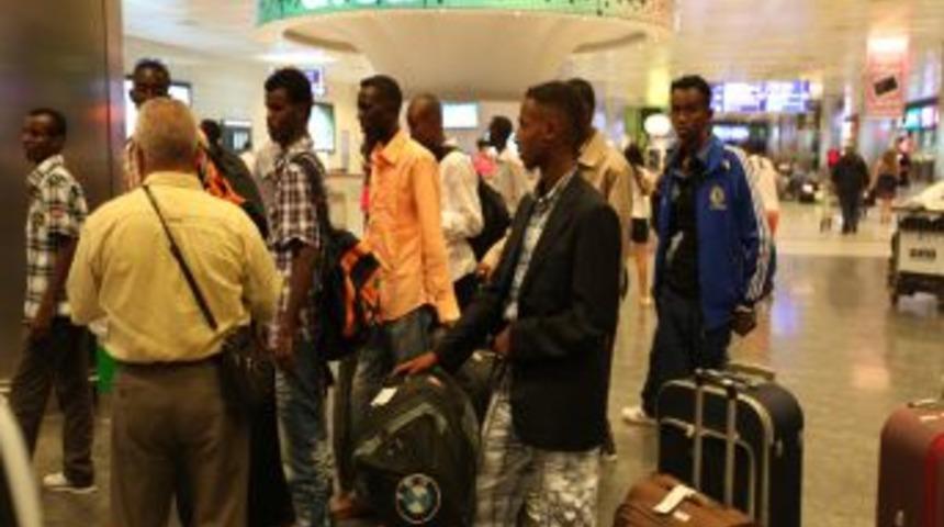 Somalili &Ouml;ğrenciler T&uuml;rkiye&rsquo;ye D&ouml;nd&uuml;