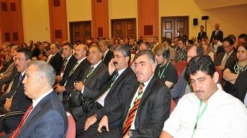 Adapazarı Orman B&ouml;lge M&uuml;d&uuml;rl&uuml;ğ&uuml; Kastamonu'da D&uuml;zenlenen &lsquo;14. Uluslararası G&ouml;knar Sempozyumu&rsquo;na Katıldı