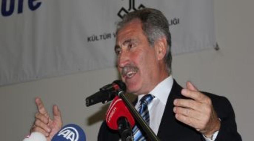 G&uuml;nay: Gelişmemizi Engelleyen Bir Ihanet Halkası Var