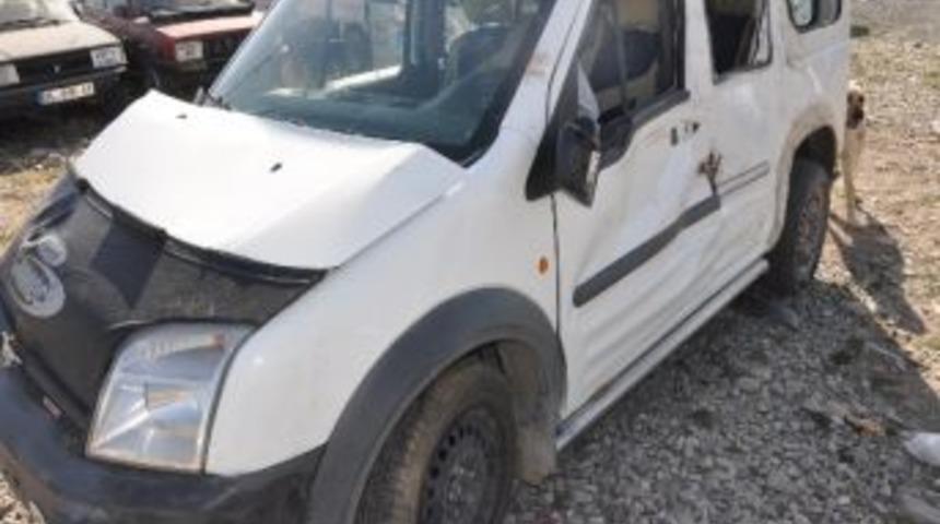 Afyonkarahisar'da Trafik Kazası: 1 &Ouml;l&uuml;, 2 Yaralı