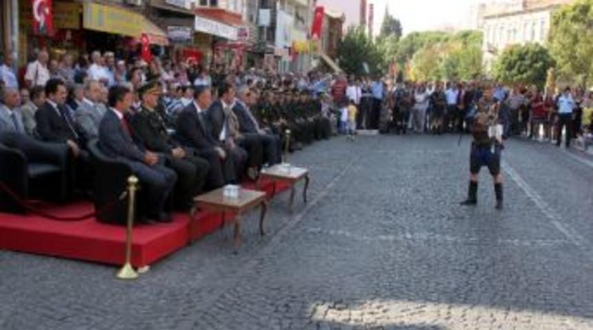 Bergama&rsquo;nın D&uuml;şman İşgali&rsquo;nden Kurtuluşunun 90.yıl D&ouml;n&uuml;m&uuml; Coşkuyla Kutlandı.