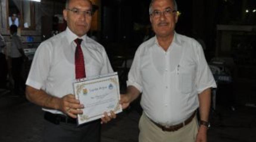 Başkan Kocamaz&rsquo;dan Zabıta Memurlarına Yemek Verdi
