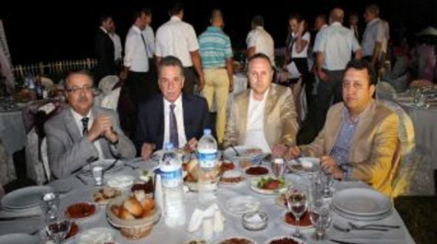 İskenderun&rsquo;da Yaşayan Kırıkhanlılar, Dayanışma Gecesinde Buluştu