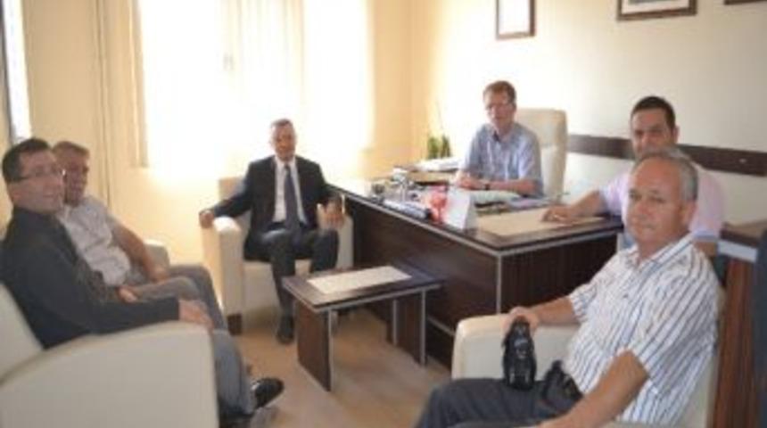 Baro Başkanı &Uuml;nal Kula&rsquo;yı Ziyaret Etti