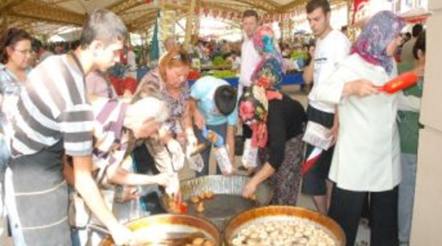 T&uuml;rkiye&rsquo;de İlk Pazaryeri Sigortası Akhisar'da Yapıldı