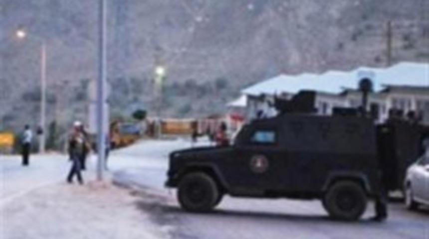 Polis Kamyonet Alarmında