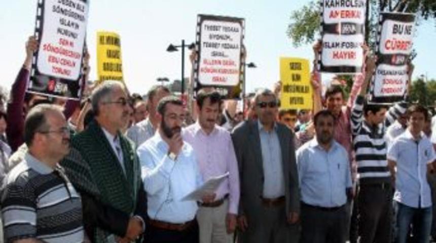 Saadet Partisi&rsquo;nden &lsquo;o&rsquo; Filme Tepki