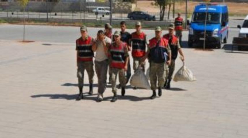 Nizip'te 15 Kilo Esrar Ele Ge&ccedil;irildi