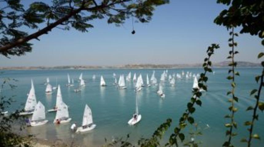 Seyhan'da Yelken yarışları