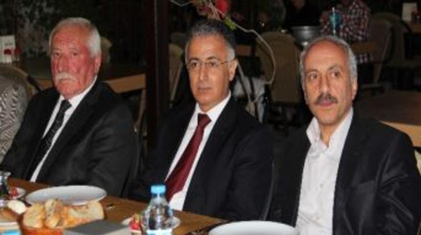 &Ccedil;orum Emniyet M&uuml;d&uuml;r&uuml; Emre&rsquo;ye Veda Yemeği