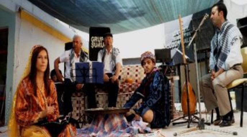 &Uuml;z&uuml;m Festivalinde T&uuml;rk&uuml; Ziyafeti