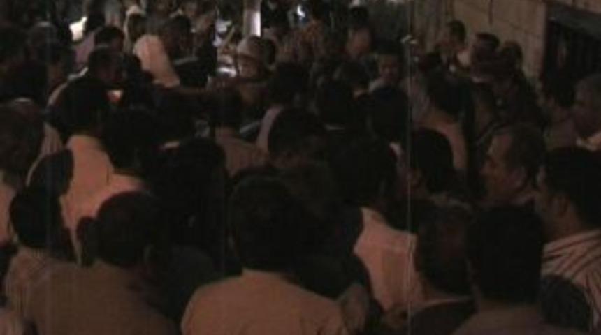 Sabır G&uuml;n&uuml;nde Pilav İzdihamı