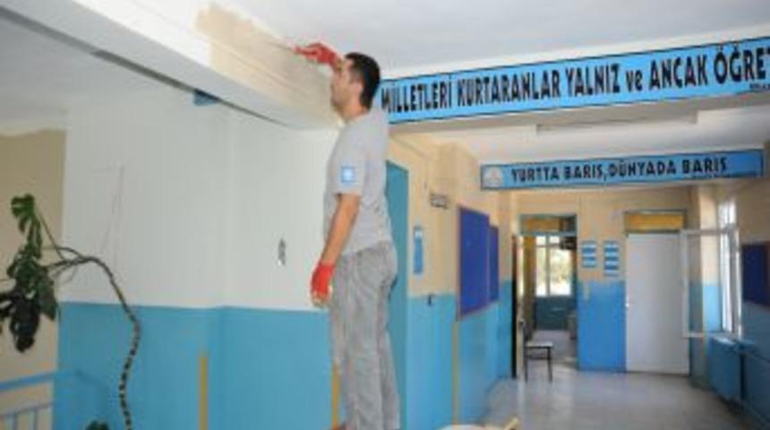 Seferihisar'da Okullar Eğitime Hazır