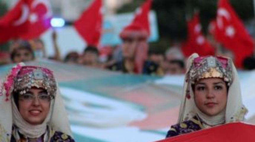 Zeybek Ateşi’ne Görkemli Final