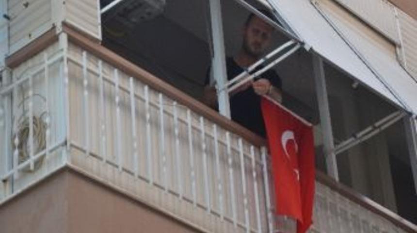 Şehit D&uuml;şen Polis