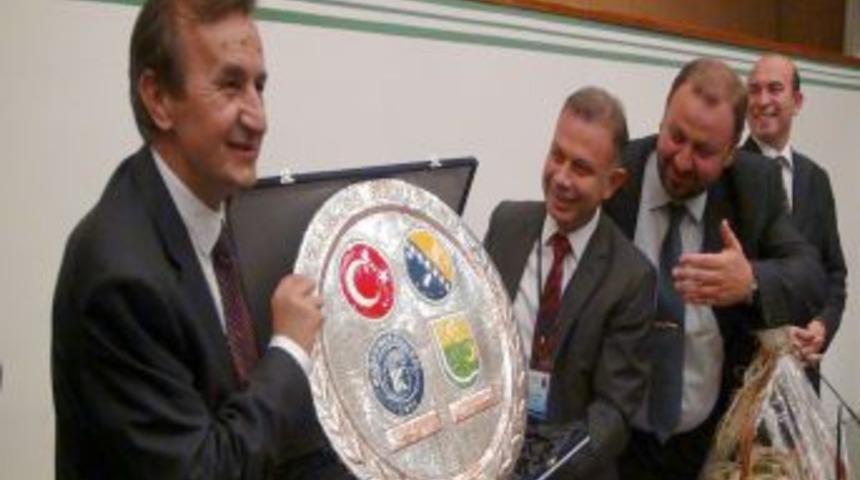 Kazan Ile Zenica Belediyesi Ile Kardeş Oldu
