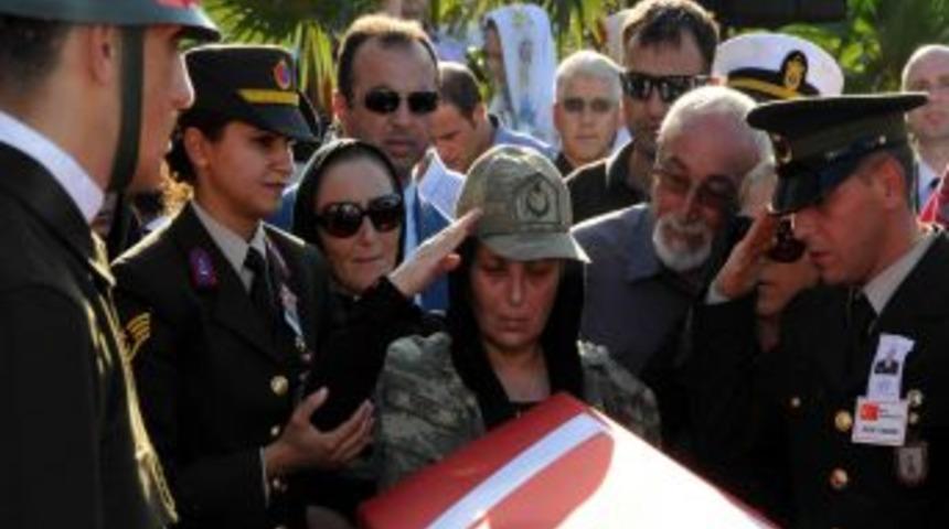 Şehit Astsubay Bedri Nayim, Son Yolculuğuna Uğurlandı