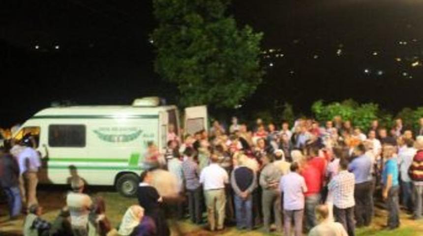 Şehit Akkuş&rsquo;un Naaşı 11 G&uuml;n Sonra Baba Ocağında