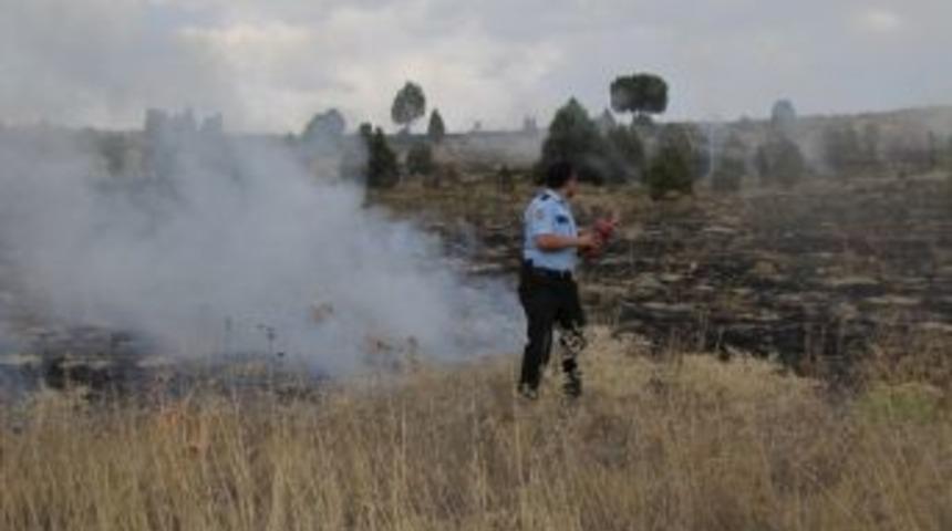 Orman Yangınına Yangın T&uuml;p&uuml;yle M&uuml;dahale Ettiler