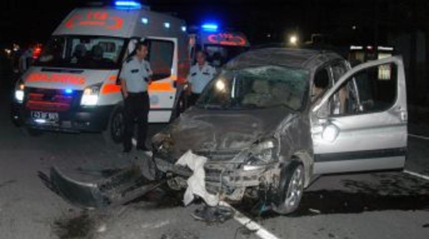 K&uuml;tahya'da Kaza: 2 Yaralı