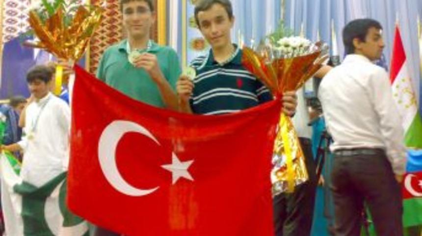 &Ouml;zel Yamanlar &Ouml;ğrencileri T&uuml;rkmenistan'dan Altınla D&ouml;nd&uuml;