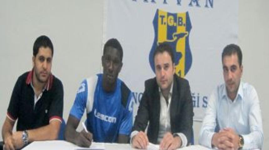 Fildişi Sahili Oyuncusu Amat&ouml;r Takıma Transfer Oldu