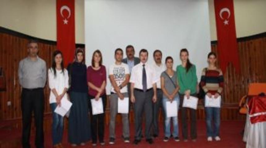 Yeni Atanan &Ouml;ğretmenlere Sertifika