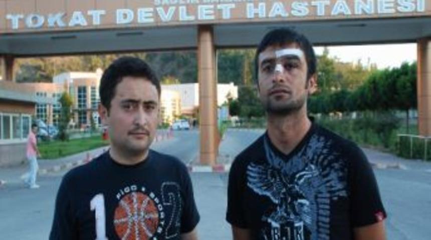 &Ouml;ğretmen Ve Arkadaşı Hastanelik Oldu